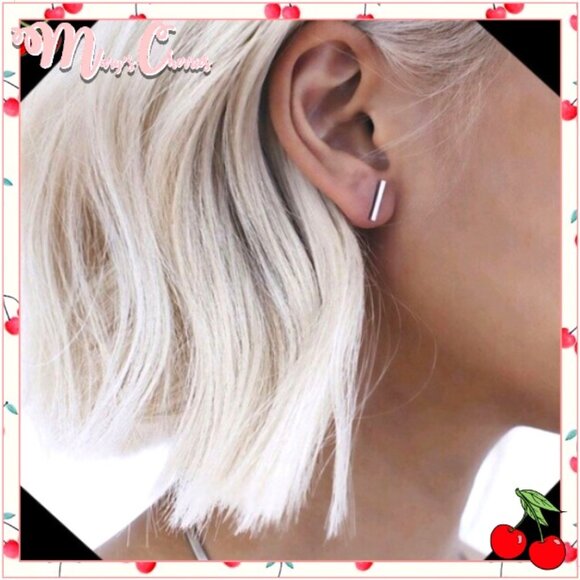 🍒 MINIMAList Stud Bar Piercing - Picture 1 of 5